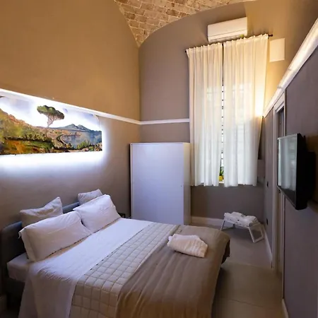 Zentral Apartman Nápoly